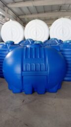 2000 литра трипластов резервоар за вода