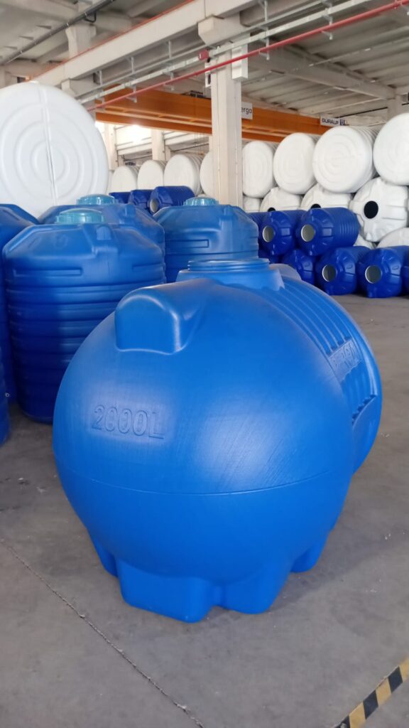 реезрвоар за вода 2000