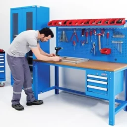 Метални работни маси